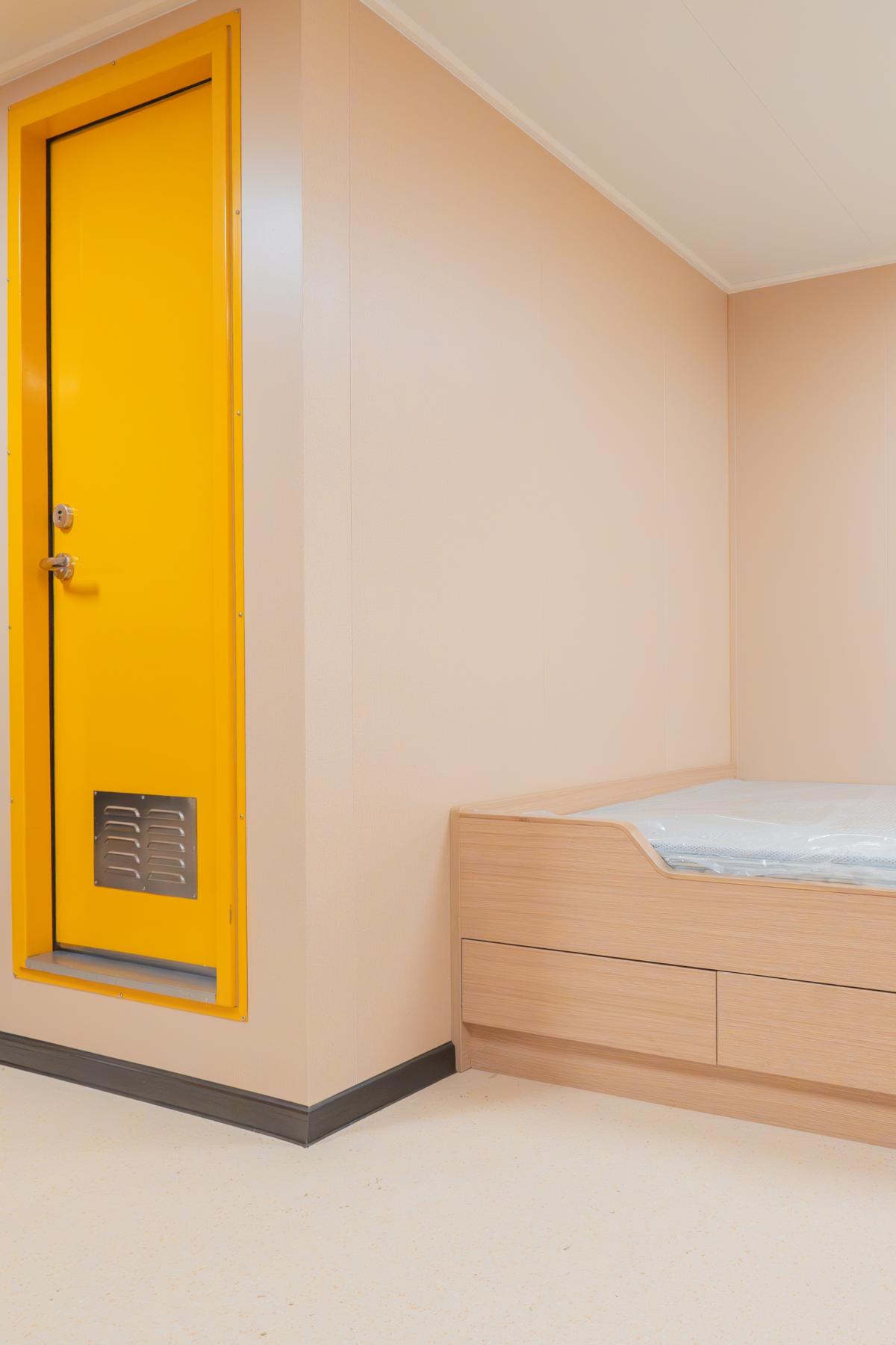 14000_teu_container_ship